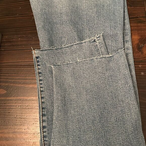 Levi’s Womens High Rise Wedgie Straight Leg Raw Hem Denim Blue Jeans - Picture 5 of 12